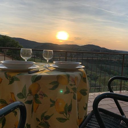 Appartamento Donella Con Parcheggio Privato San Gimignano Luaran gambar