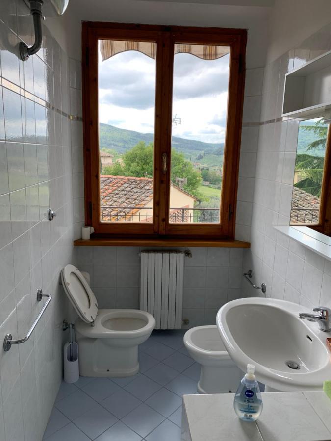 Appartamento Donella Con Parcheggio Privato San Gimignano Luaran gambar