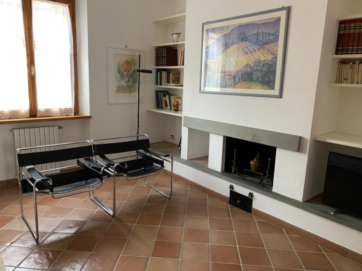 Appartamento Donella Con Parcheggio Privato San Gimignano Luaran gambar