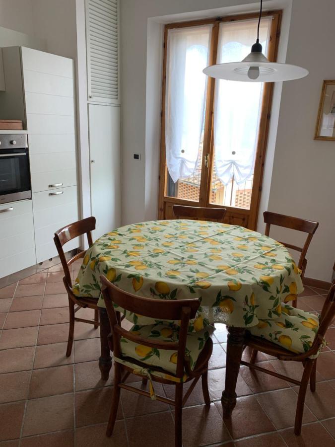 Appartamento Donella Con Parcheggio Privato San Gimignano Luaran gambar