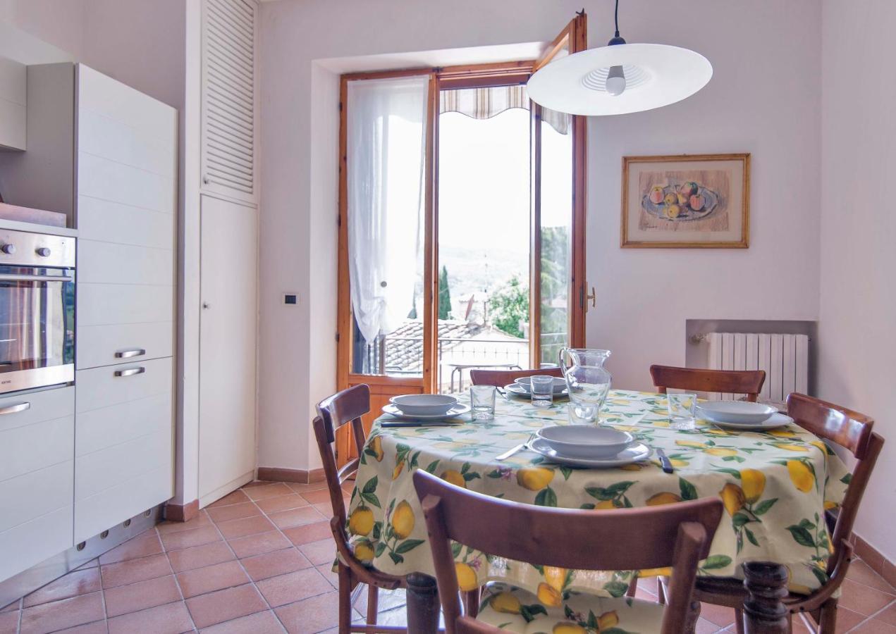 Appartamento Donella Con Parcheggio Privato San Gimignano Luaran gambar