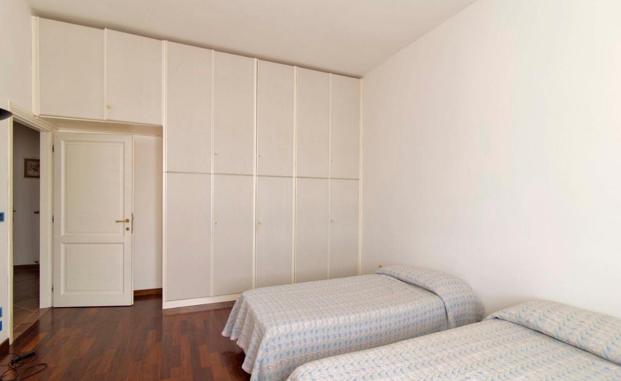 Appartamento Donella Con Parcheggio Privato San Gimignano Luaran gambar